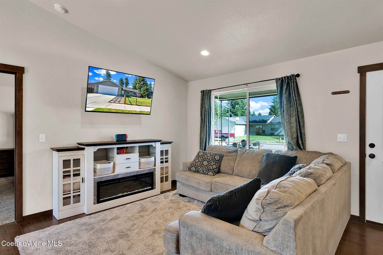 5802 West Joss Ln, Spirit Lake, ID 83869
