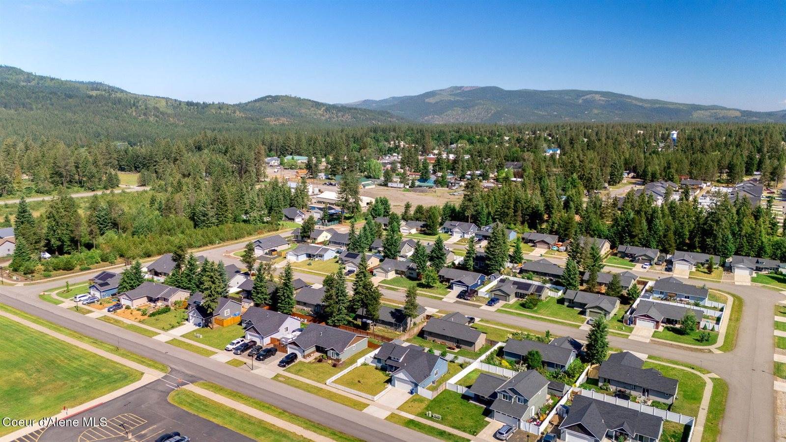 5802 West Joss Ln, Spirit Lake, ID 83869
