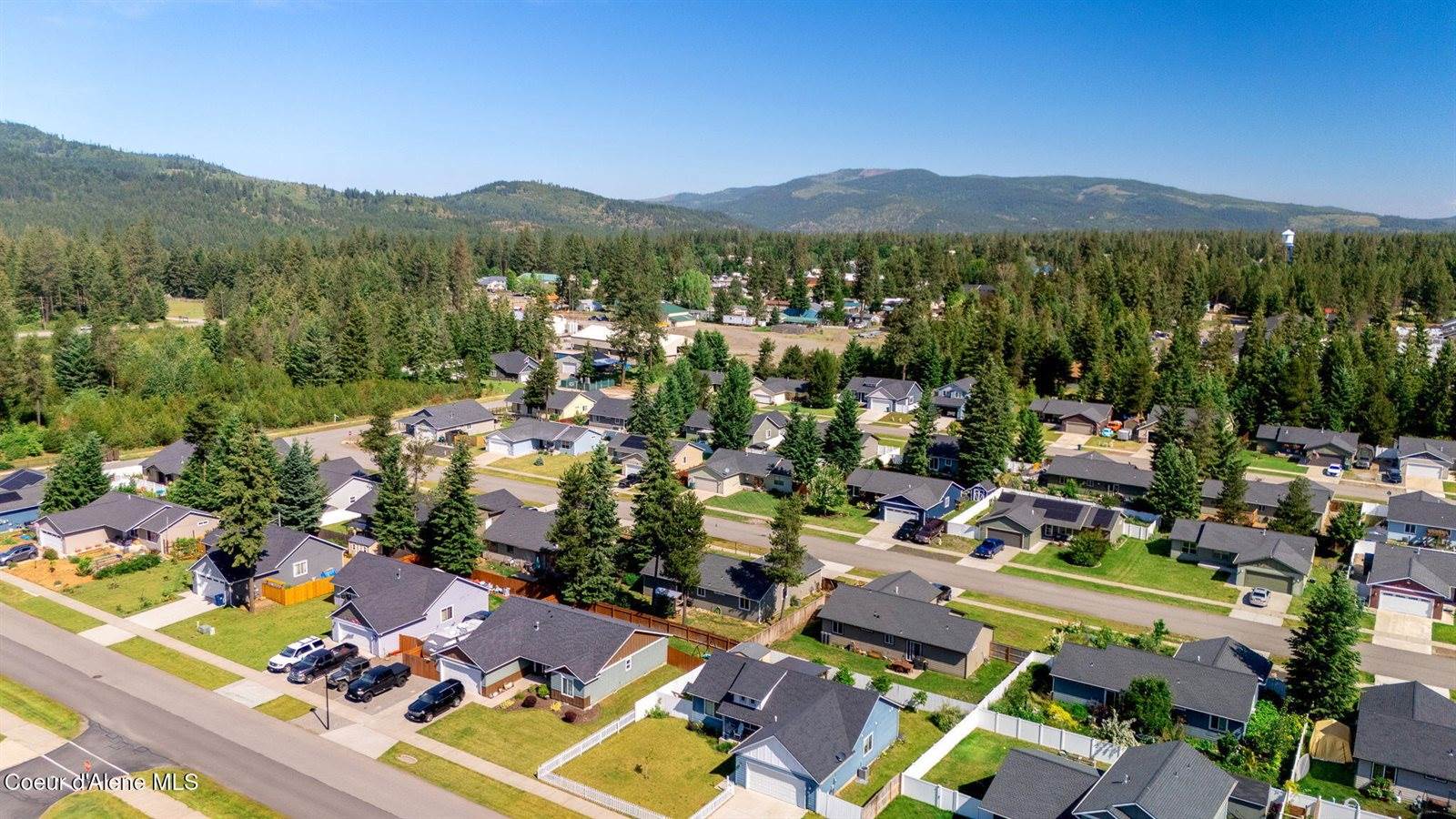 5802 West Joss Ln, Spirit Lake, ID 83869