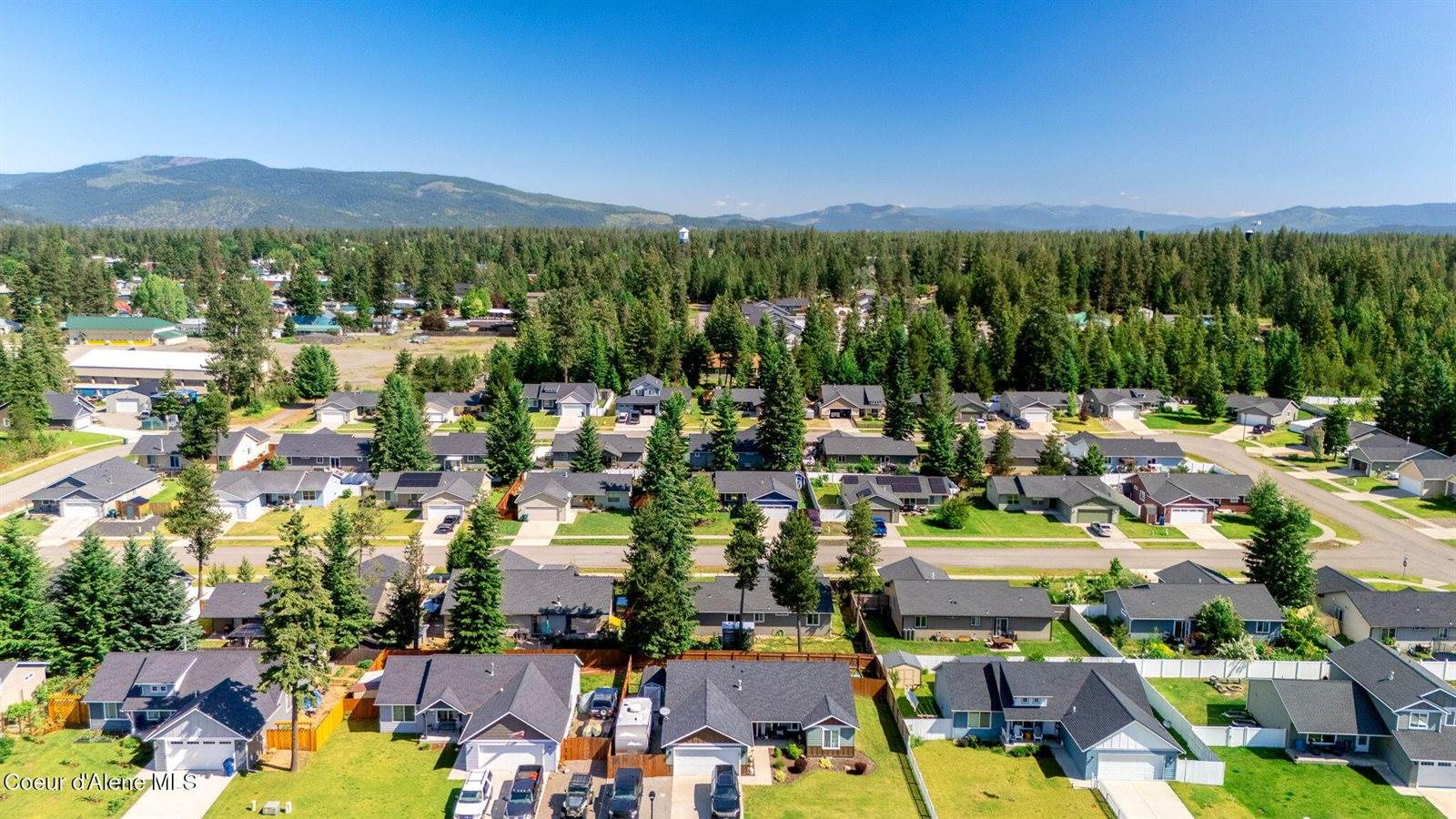 5802 West Joss Ln, Spirit Lake, ID 83869
