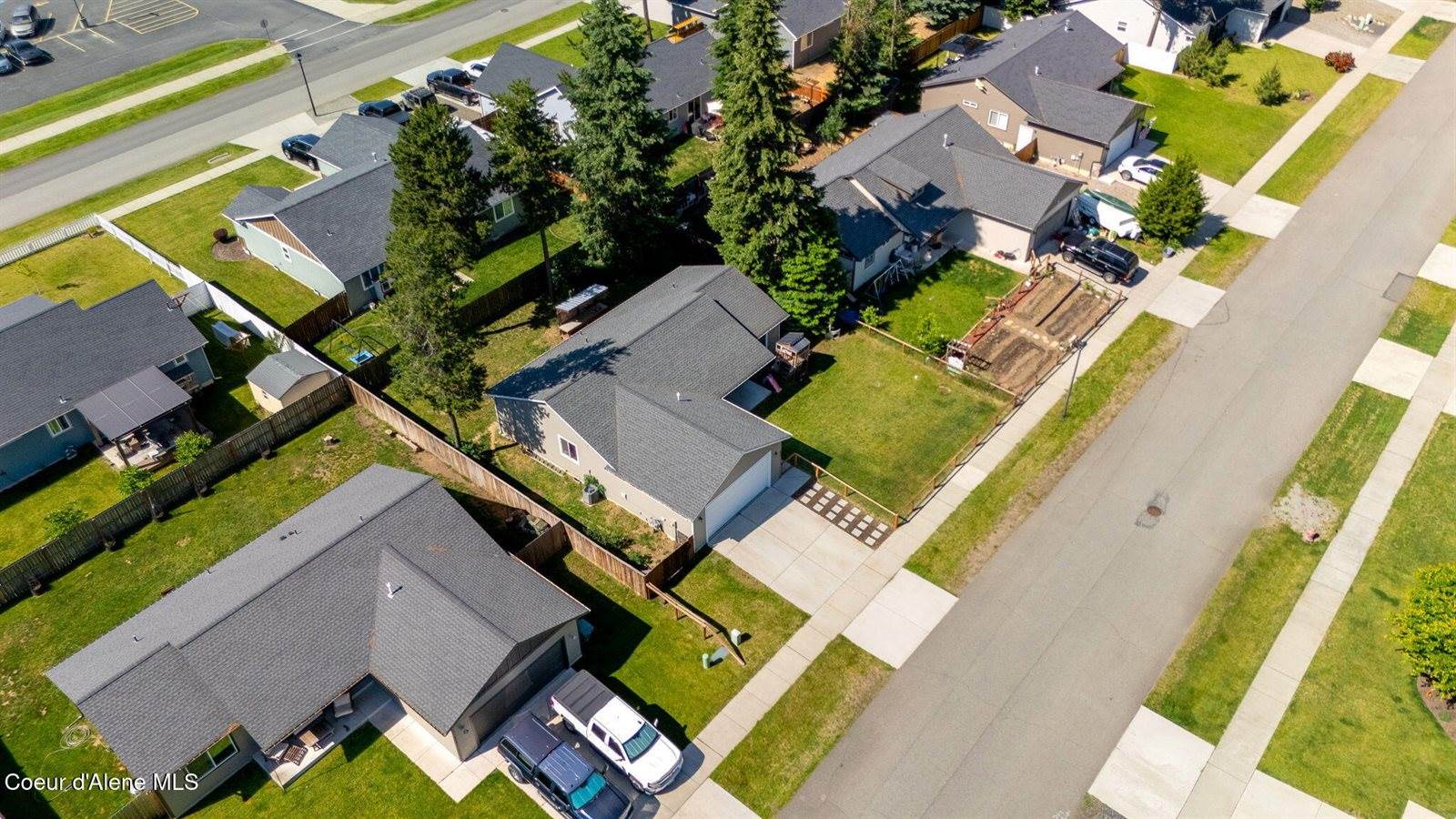 5802 West Joss Ln, Spirit Lake, ID 83869