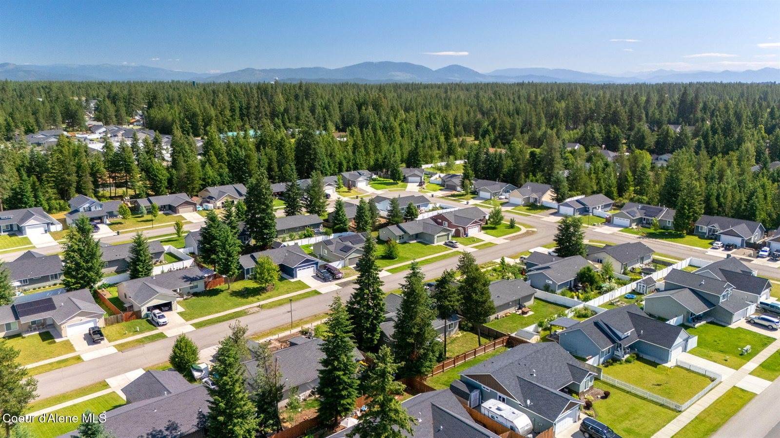 5802 West Joss Ln, Spirit Lake, ID 83869