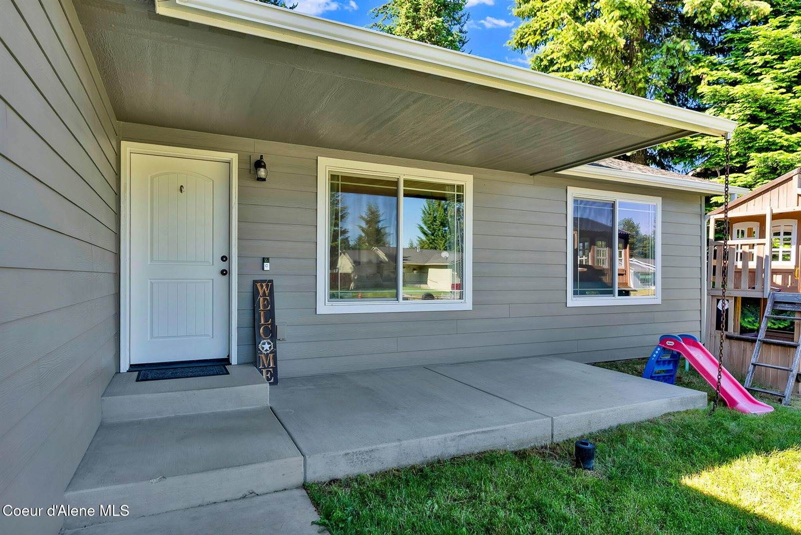 5802 West Joss Ln, Spirit Lake, ID 83869