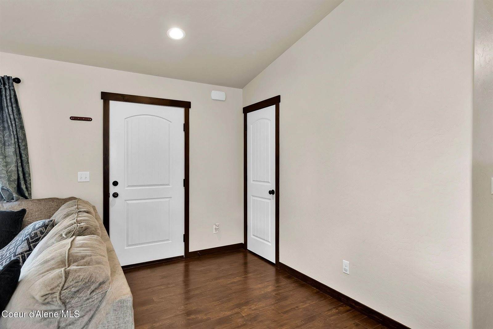 5802 West Joss Ln, Spirit Lake, ID 83869