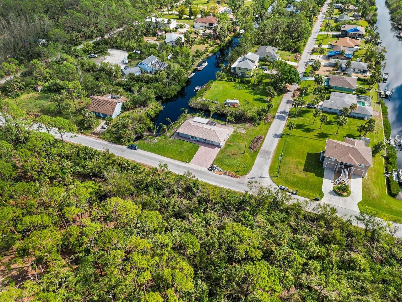 9080 Caloosa Drive, Venice, FL 34293