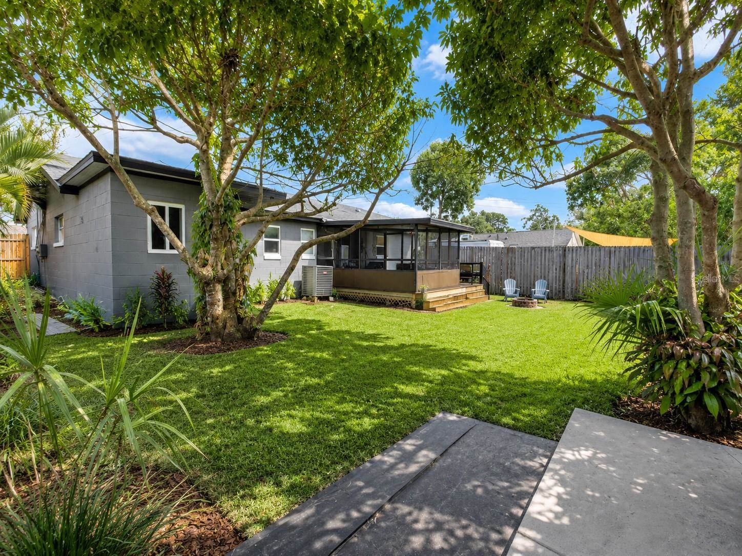 1050 Blackwood Street, Altamonte Springs, FL 32701
