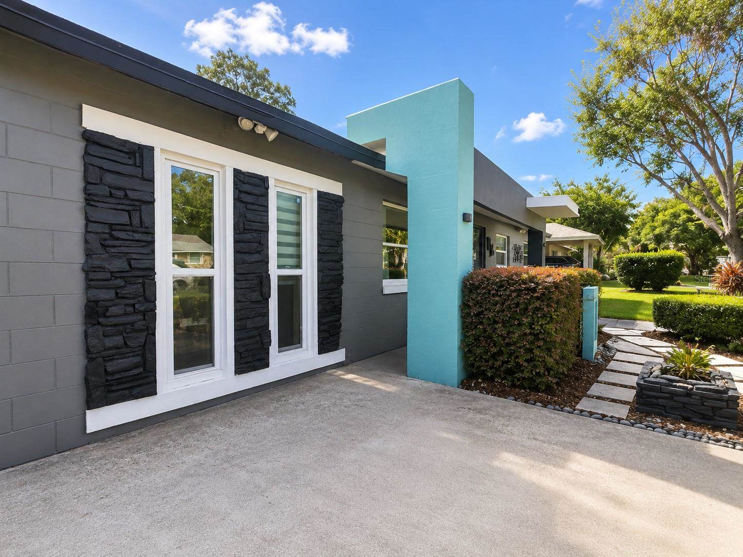 1050 Blackwood Street, Altamonte Springs, FL 32701