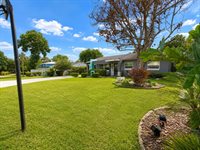 1050 Blackwood Street, Altamonte Springs, FL 32701