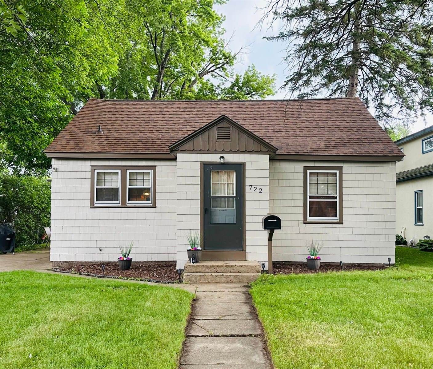 722 2nd Avenue NE, Brainerd, MN 56401