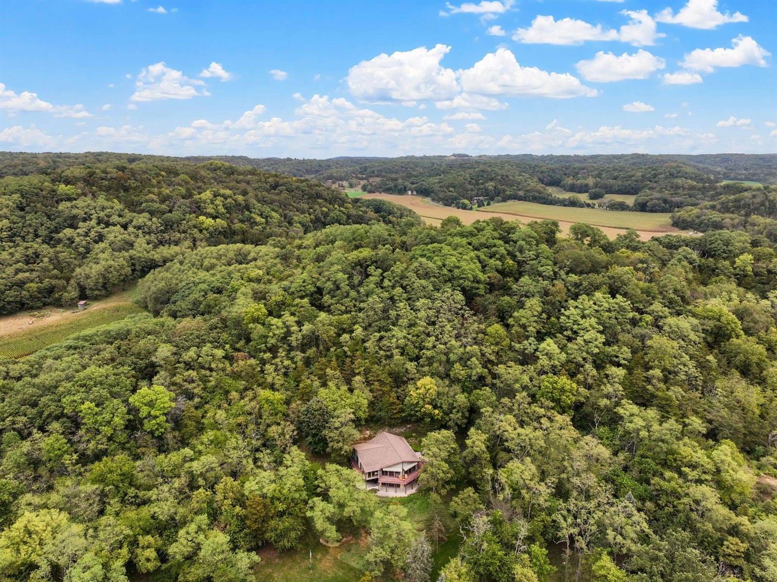 6460 Cooke, Mazomanie, WI 53560