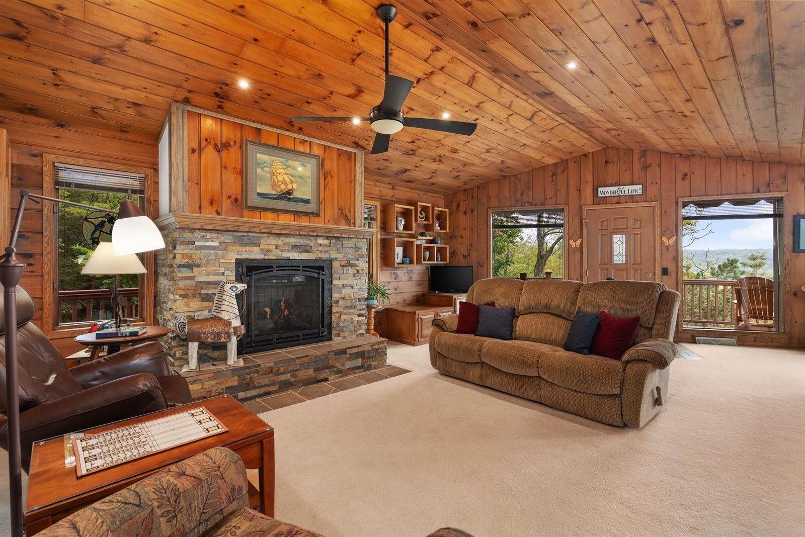 6460 Cooke, Mazomanie, WI 53560