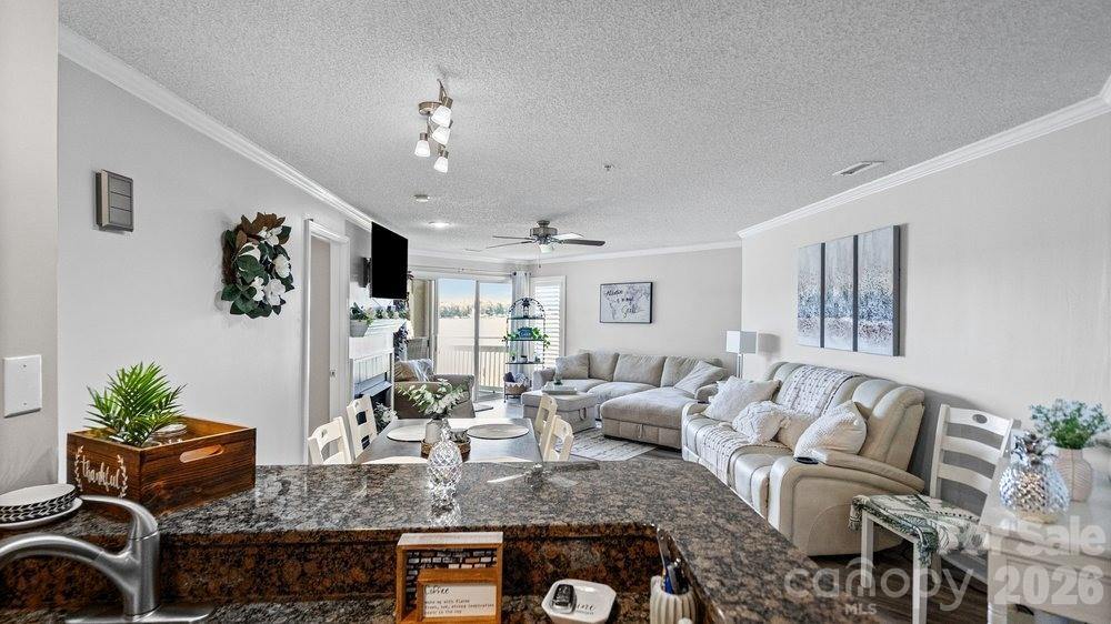1338 Torrence Circle, Davidson, NC 28036