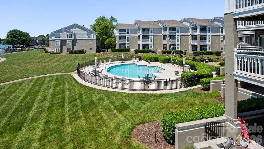 1338 Torrence Circle, Davidson, NC 28036