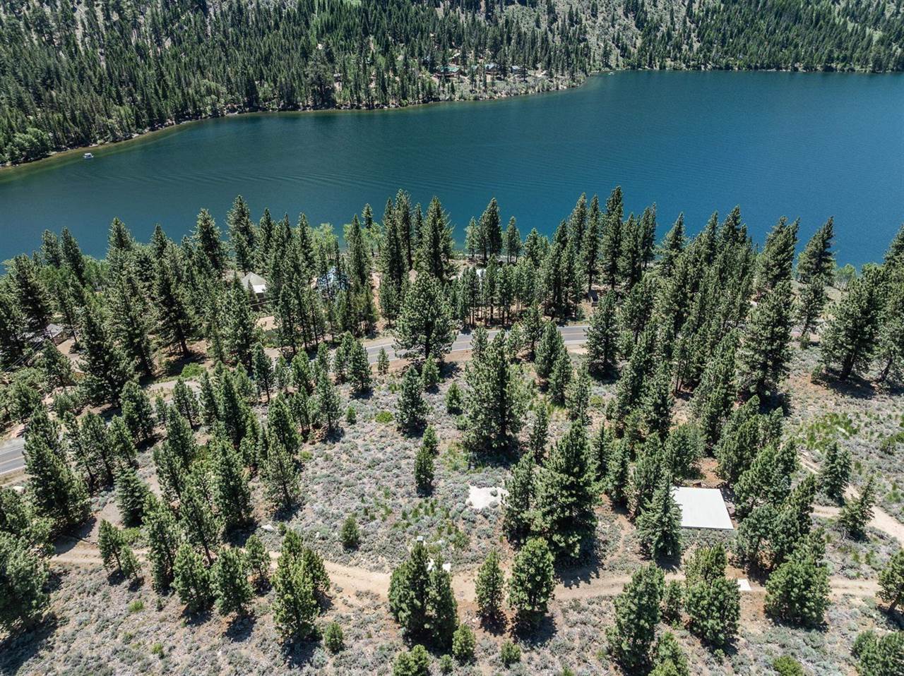 81 Cargill Drive, Bridgeport, CA 93517