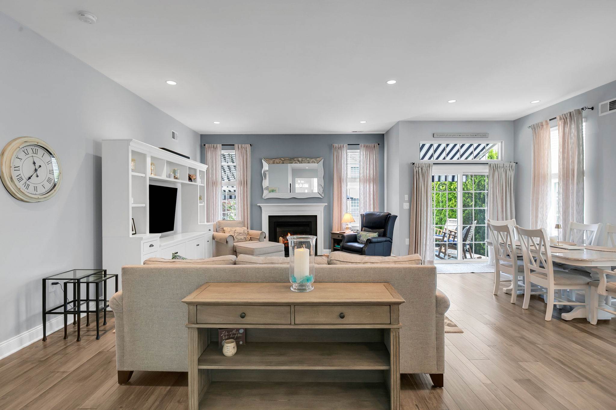 25 Northcrest Dr, Tinton Falls, NJ 07724