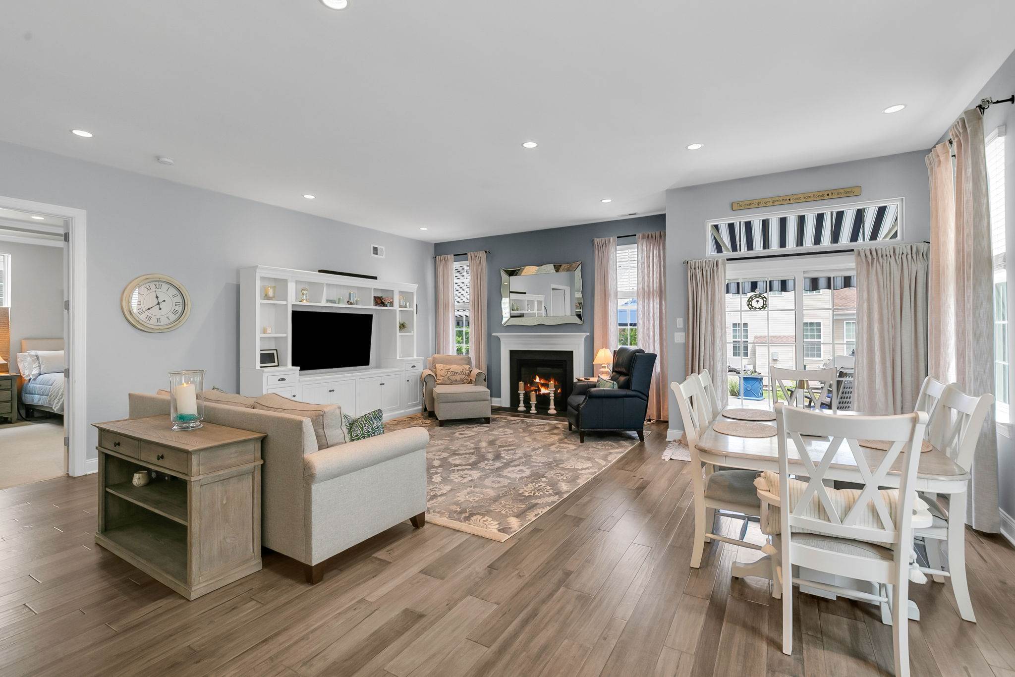 25 Northcrest Dr, Tinton Falls, NJ 07724