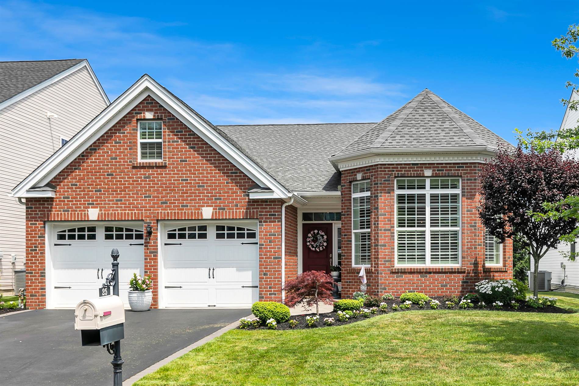 25 Northcrest Dr, Tinton Falls, NJ 07724