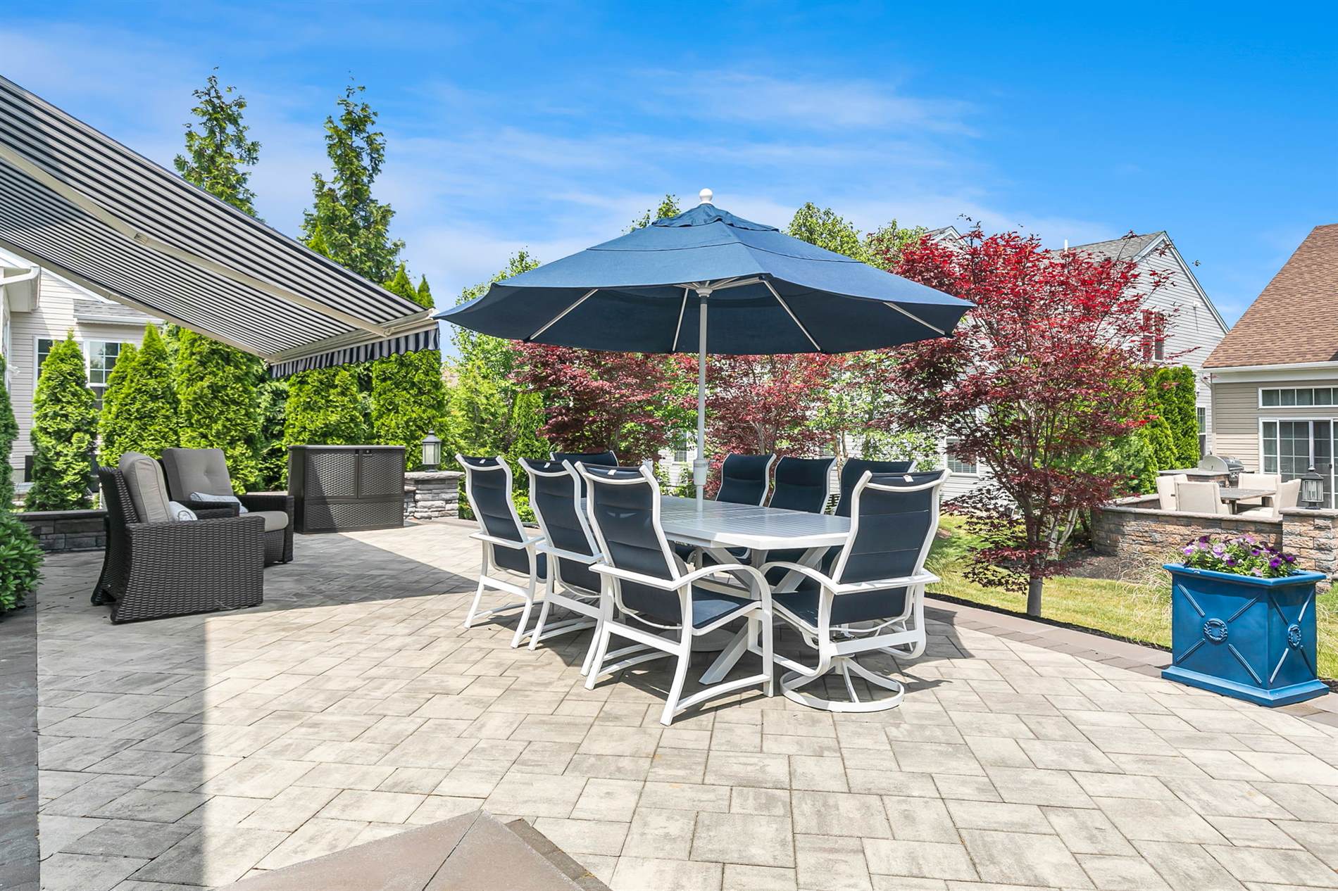 25 Northcrest Dr, Tinton Falls, NJ 07724