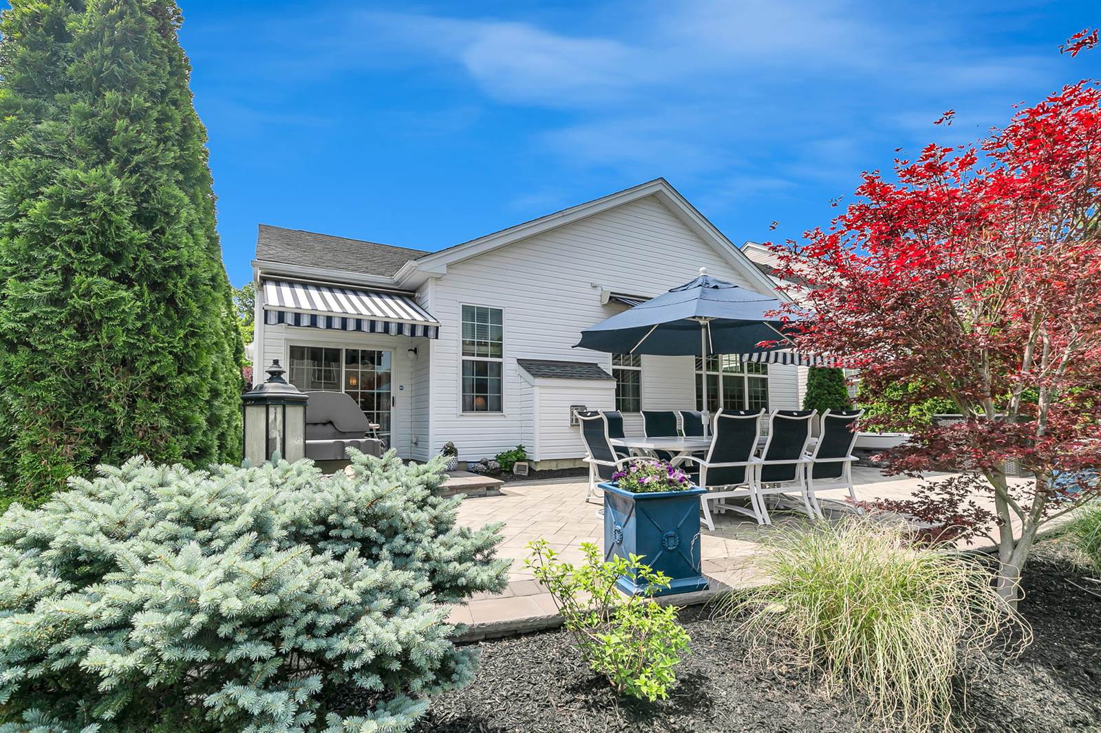 25 Northcrest Dr, Tinton Falls, NJ 07724