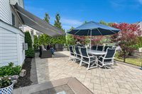25 Northcrest Dr, Tinton Falls, NJ 07724