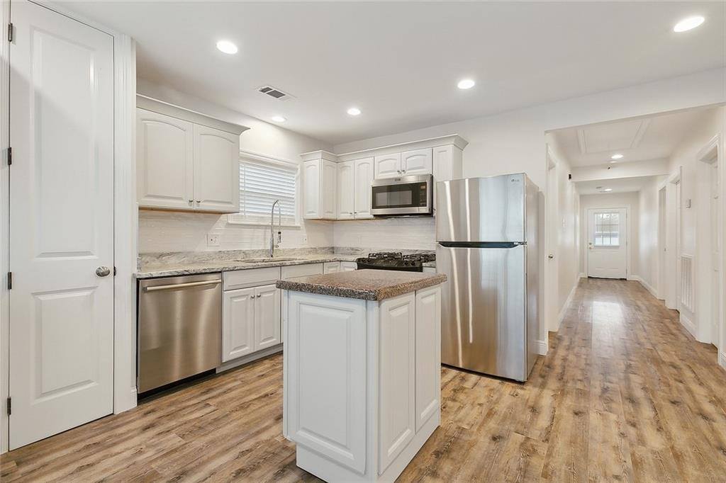 3832 Bauvais Street, Metairie, LA 70001