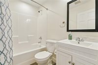 3832 Bauvais Street, Metairie, LA 70001