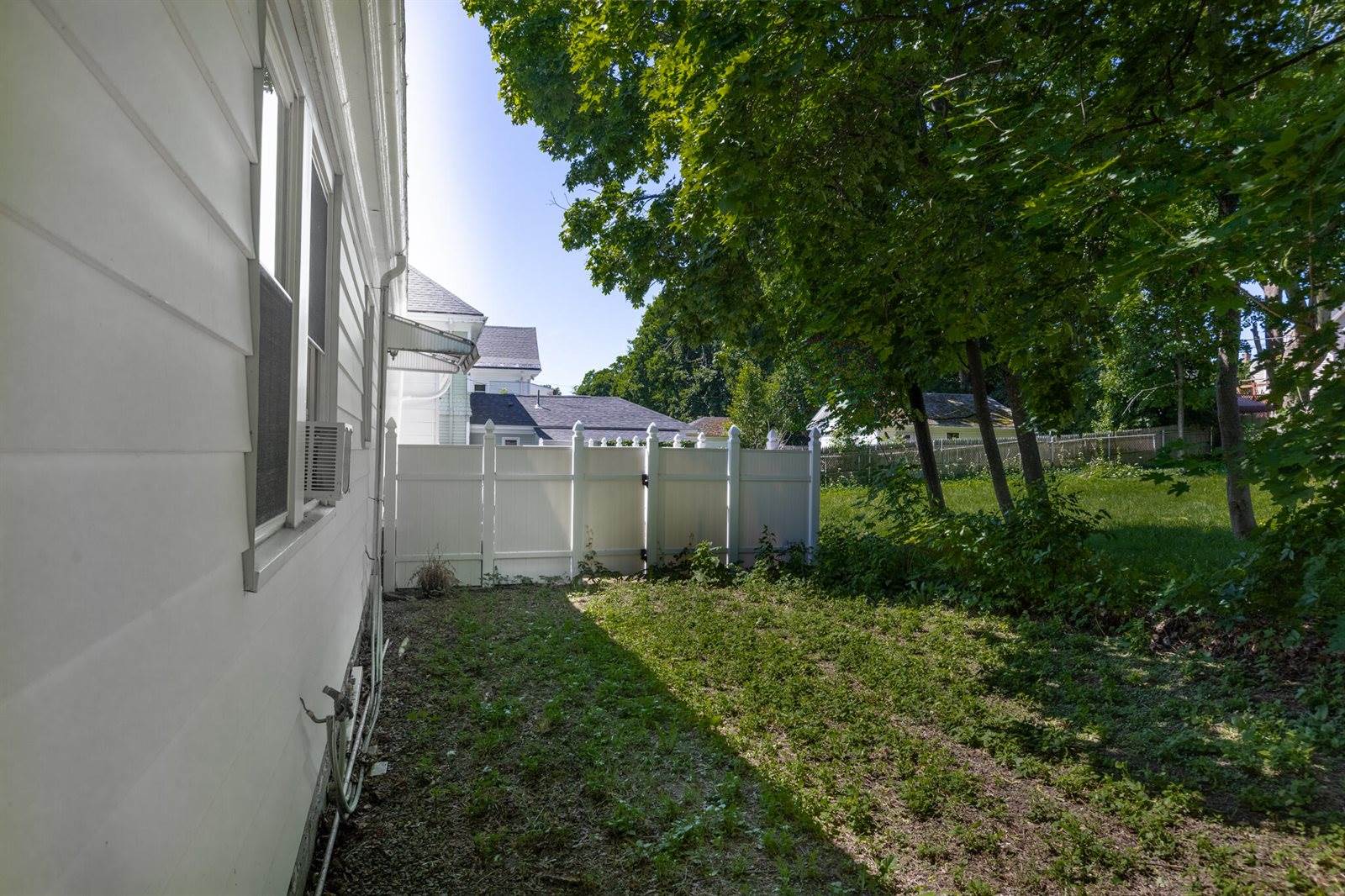 420 French Street, Bangor, ME 04401