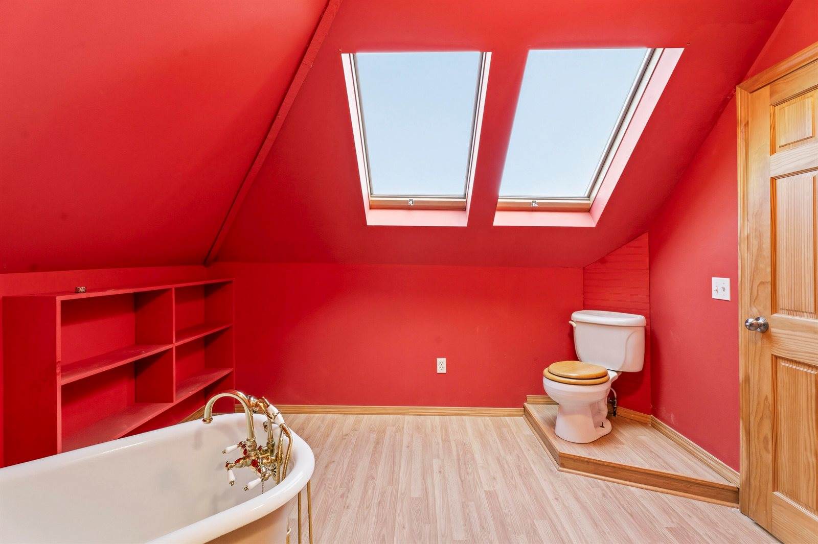 80 Pearl Street, Bangor, ME 04401