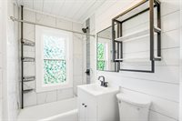 80 Pearl Street, Bangor, ME 04401