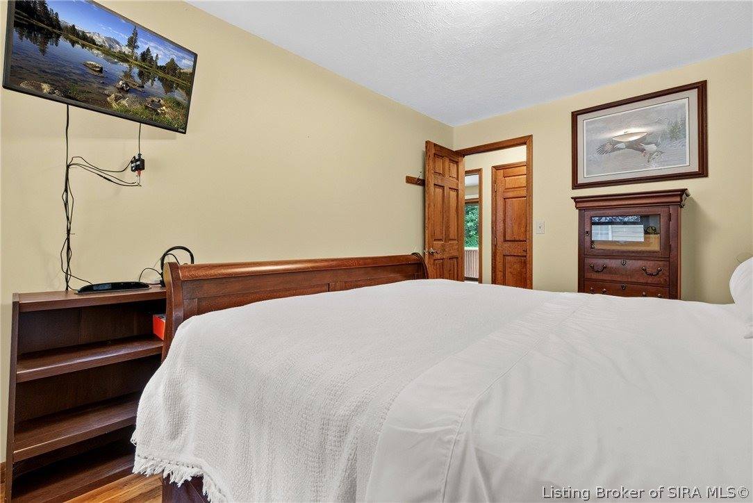 2460 North Highway 11 SE, Elizabeth, IN 47117