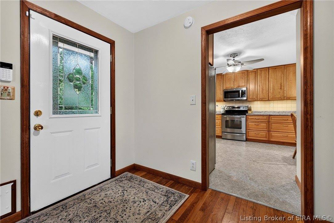 2460 North Highway 11 SE, Elizabeth, IN 47117