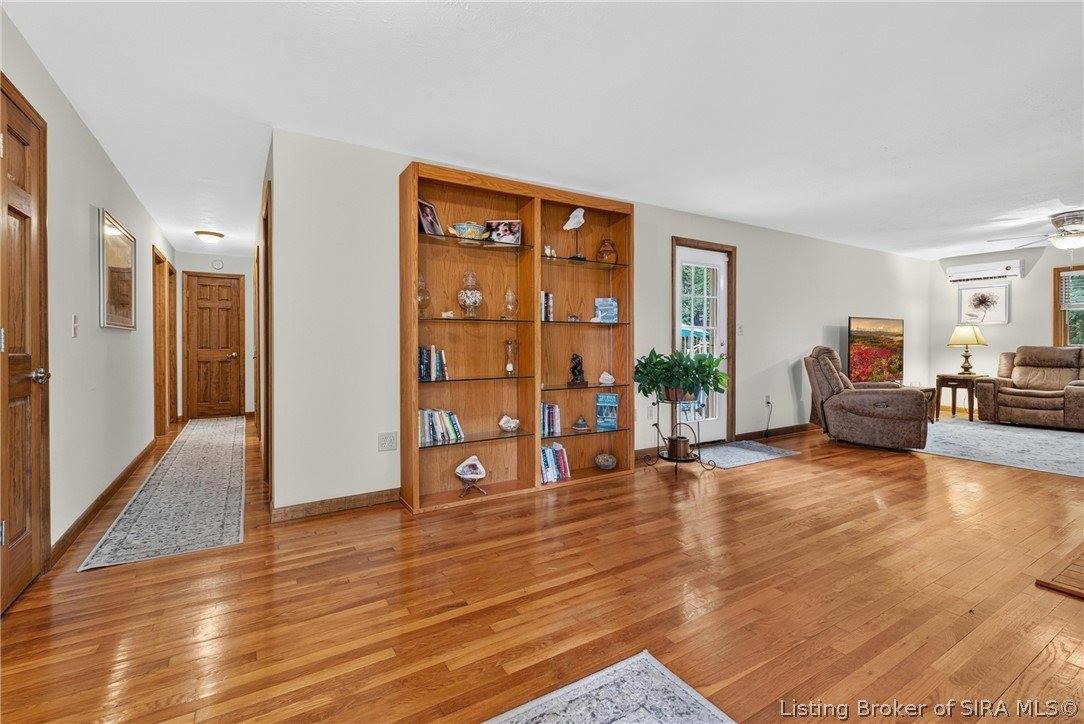 2460 North Highway 11 SE, Elizabeth, IN 47117