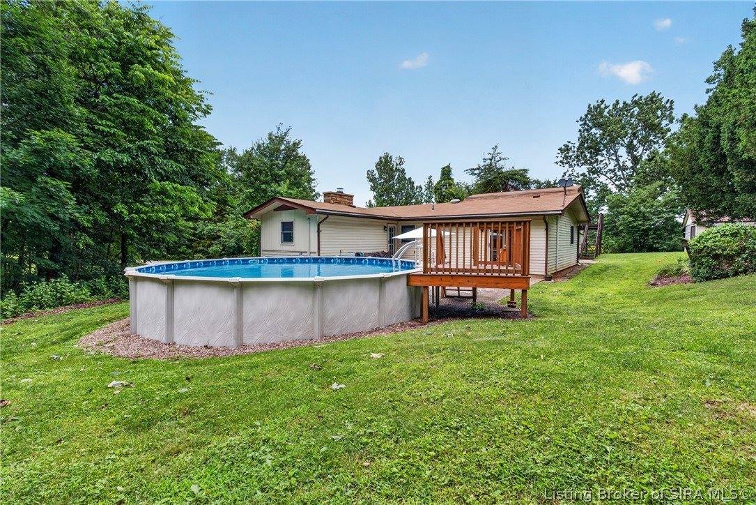 2460 North Highway 11 SE, Elizabeth, IN 47117