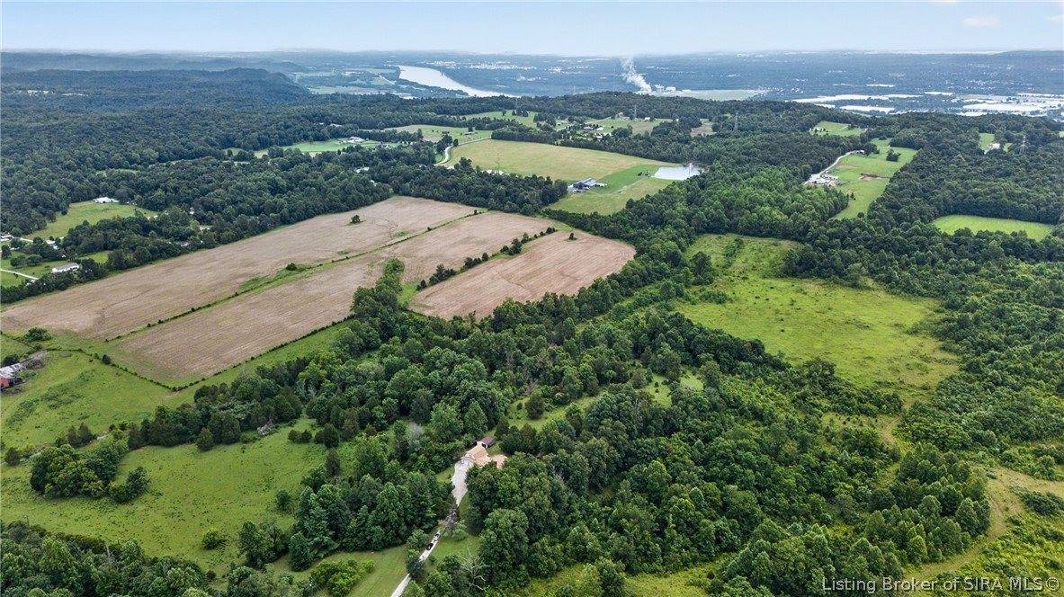 2460 North Highway 11 SE, Elizabeth, IN 47117