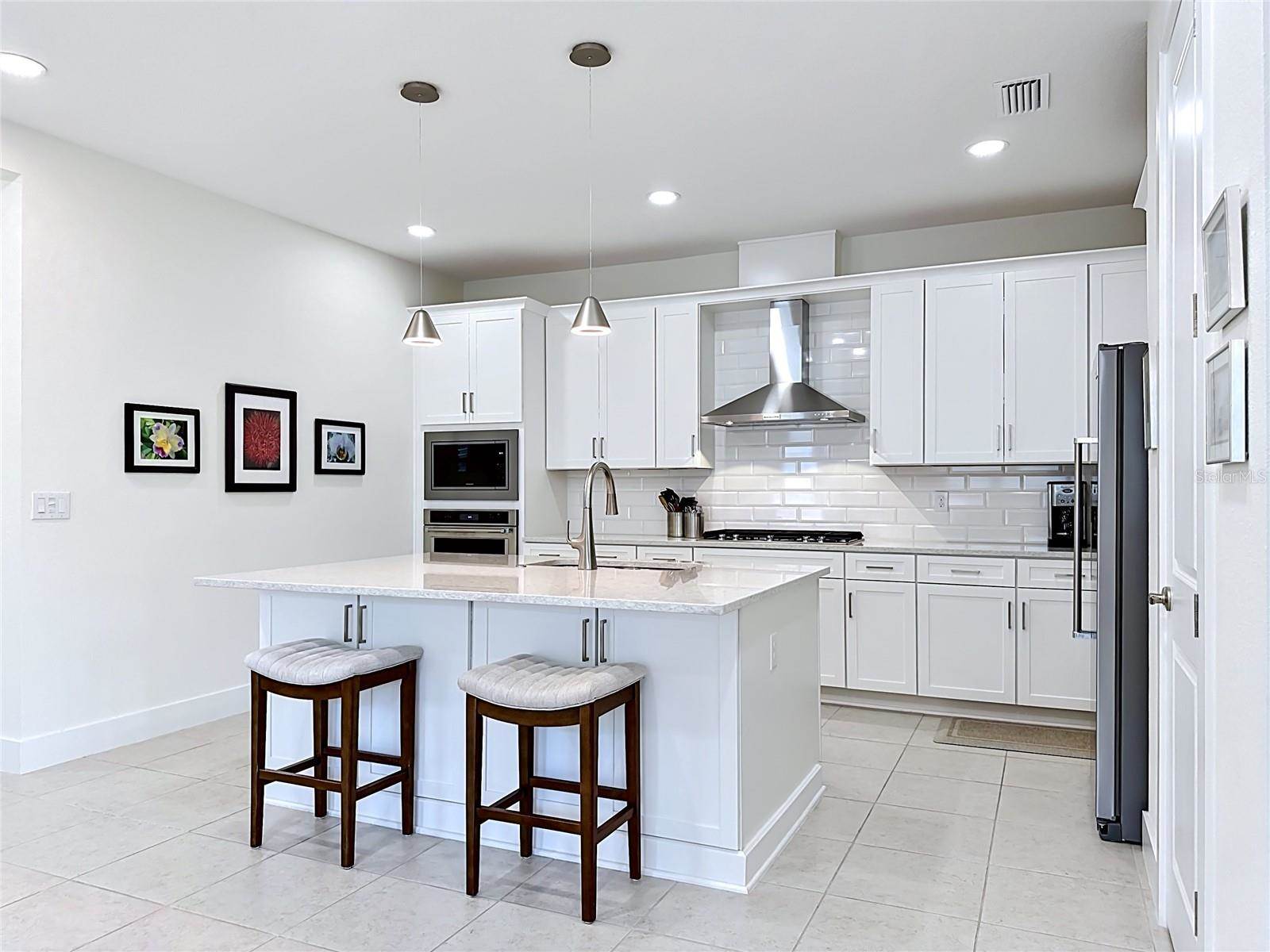 18604 Dayspring Place, Venice, FL 34293