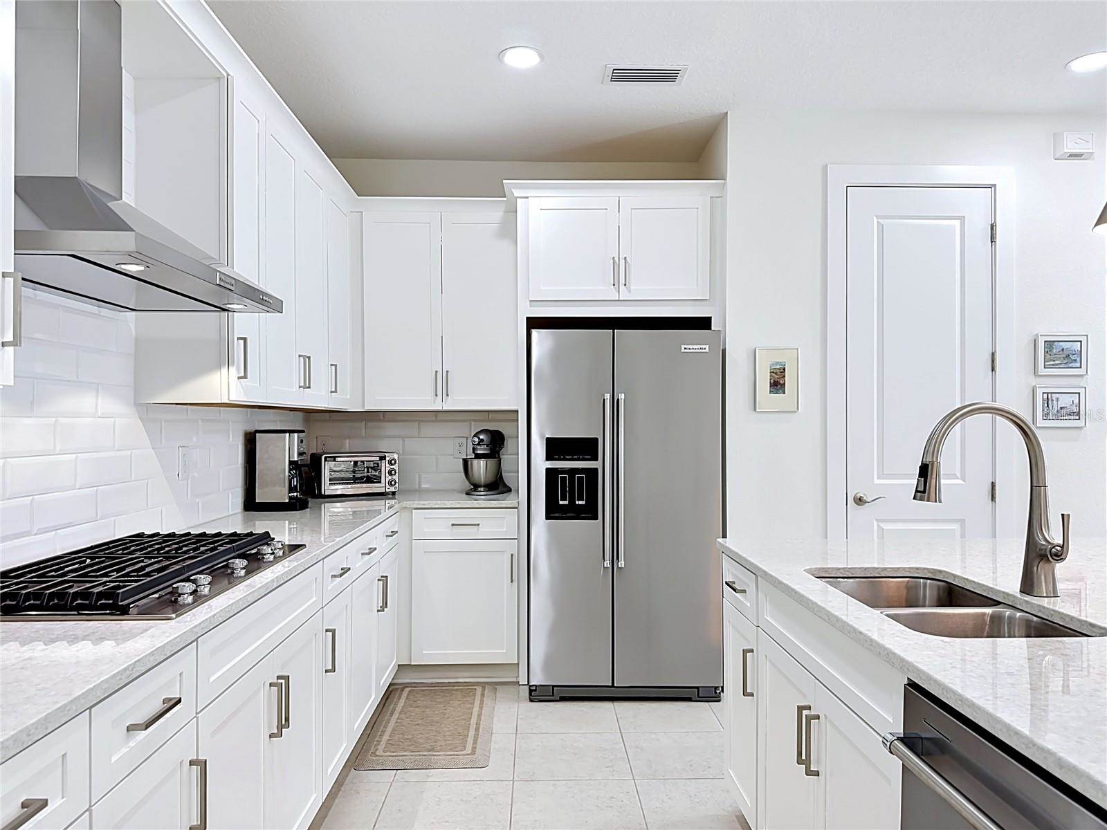 18604 Dayspring Place, Venice, FL 34293