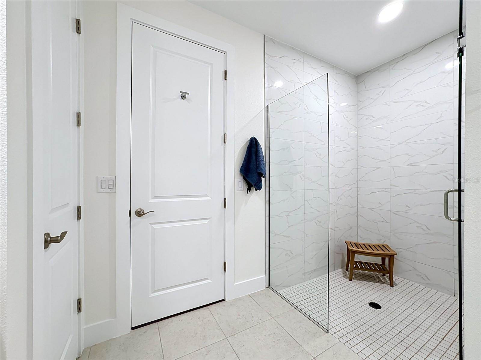 18604 Dayspring Place, Venice, FL 34293