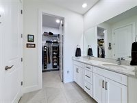 18604 Dayspring Place, Venice, FL 34293