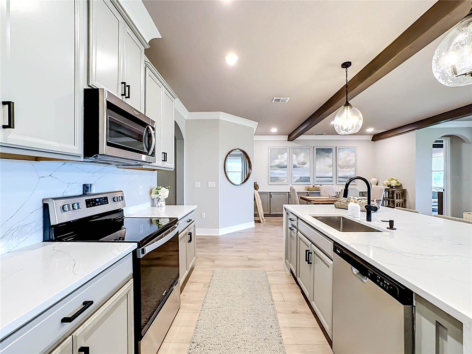 18105 Grand Prosperity Drive, Venice, FL 34293