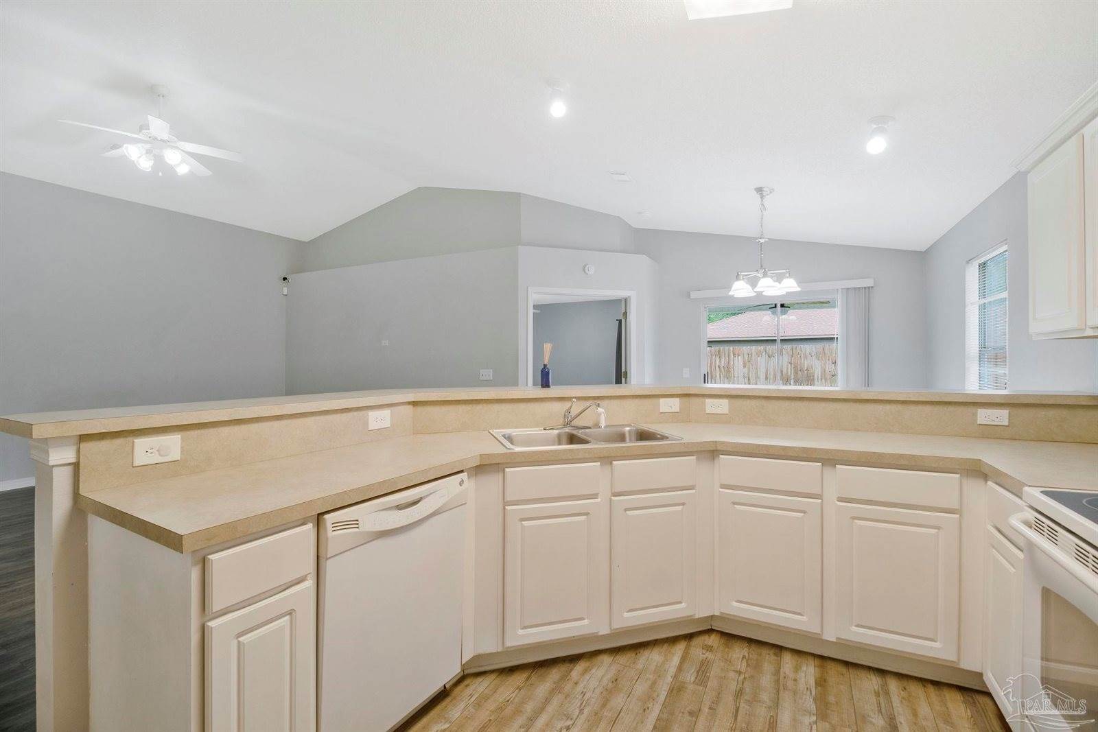 11068 Chippewa Way, Pensacola, FL 32534