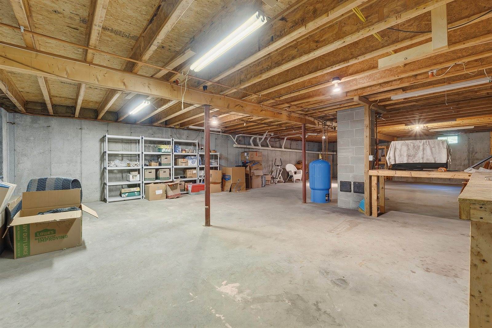 32 Fieldstone Drive, West Gardiner, ME 04345
