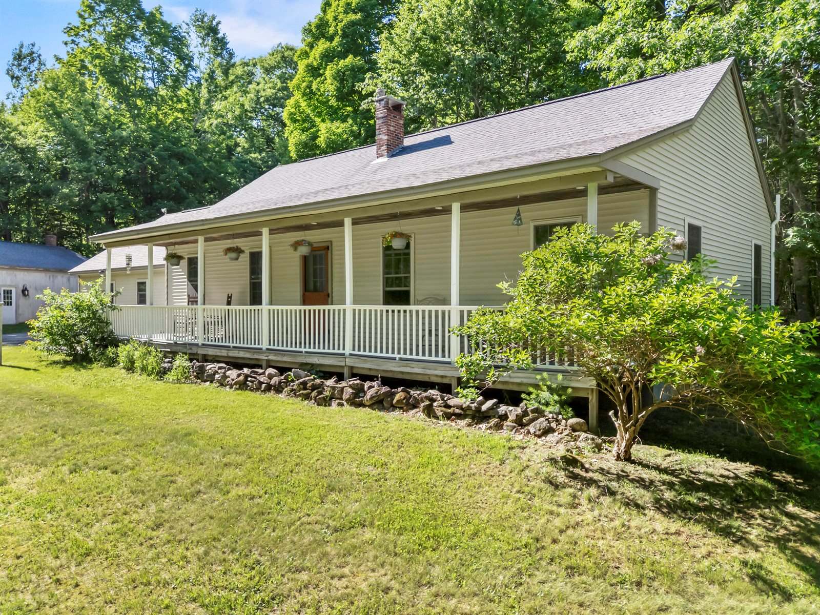 32 Fieldstone Drive, West Gardiner, ME 04345