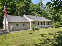 32 Fieldstone Drive, West Gardiner, ME 04345