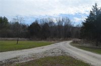 222 Scanland Farm Road, Montgomery City, MO 63361