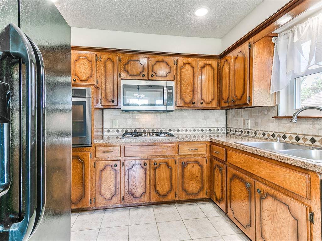 805 Madeline Drive, Shawnee, OK 74801
