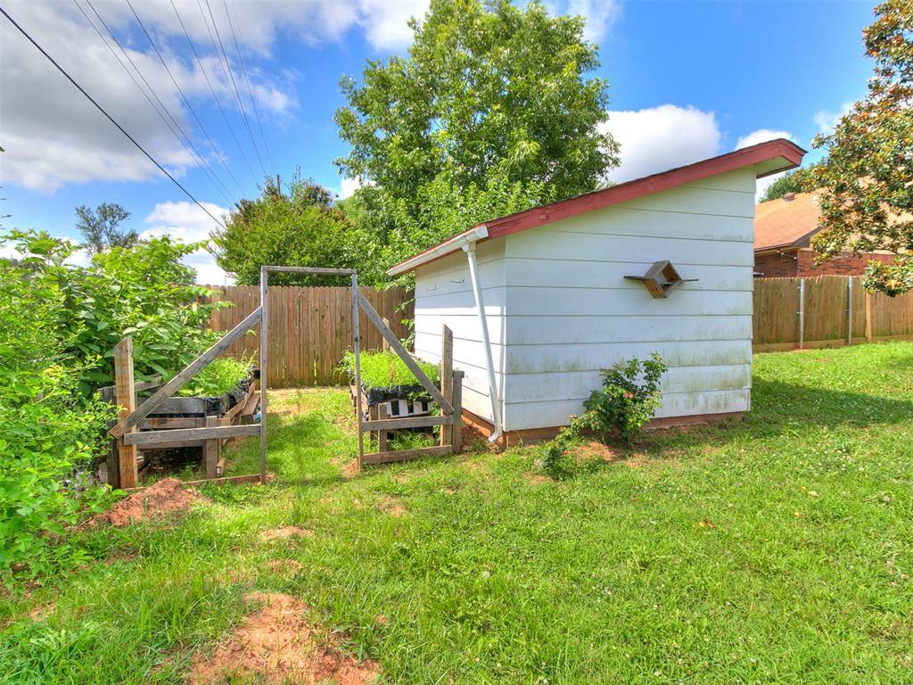 805 Madeline Drive, Shawnee, OK 74801