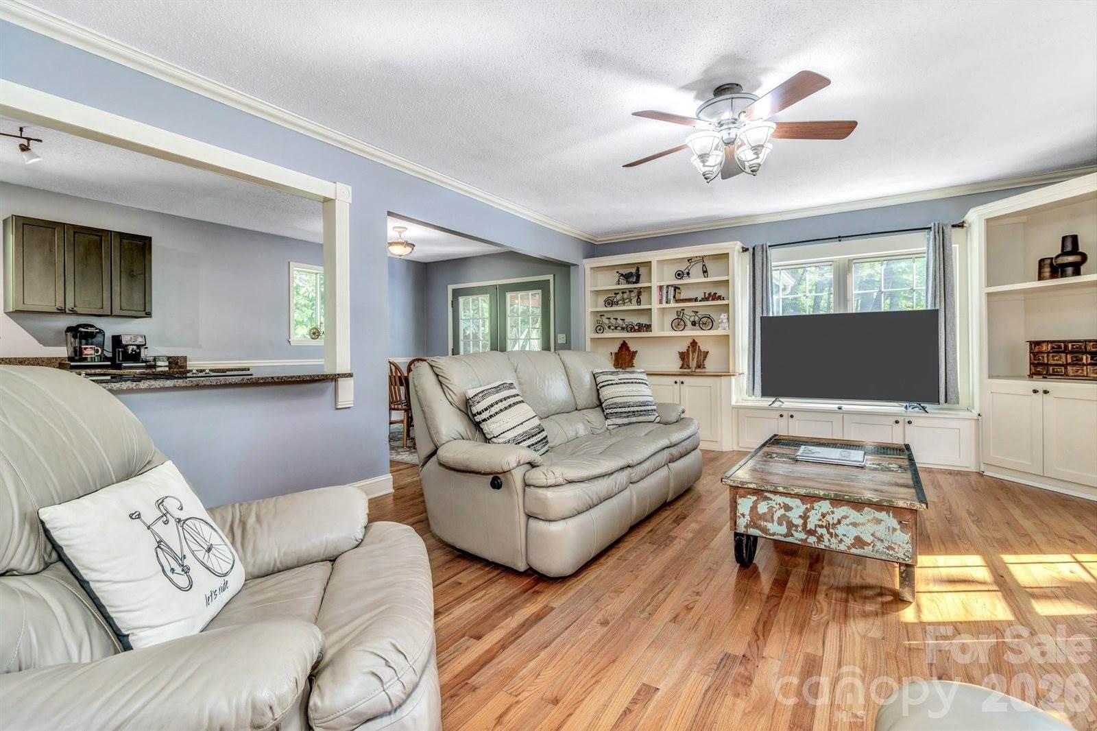 125 Hondah Boulevard, Brevard, NC 28712