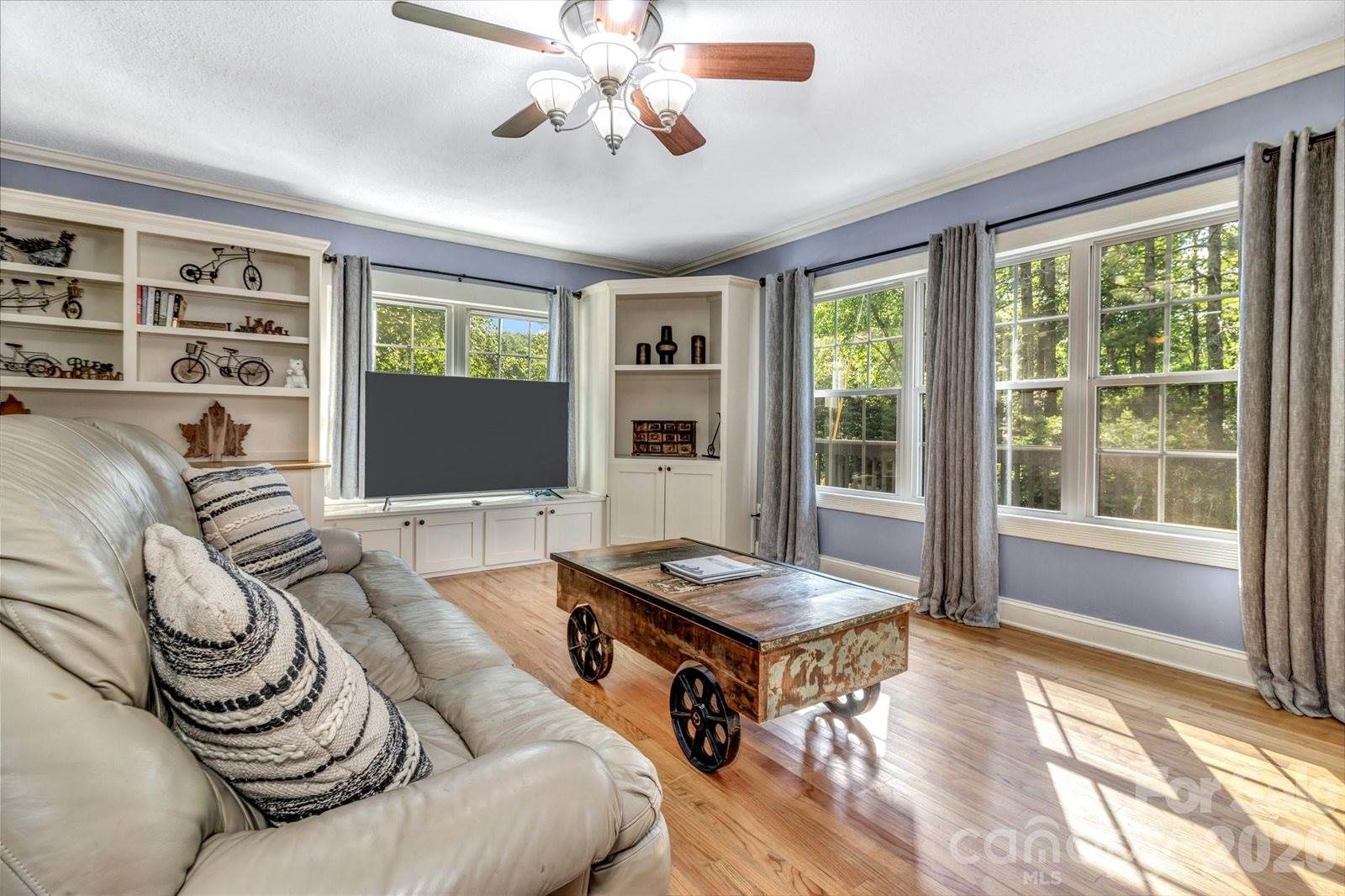 125 Hondah Boulevard, Brevard, NC 28712