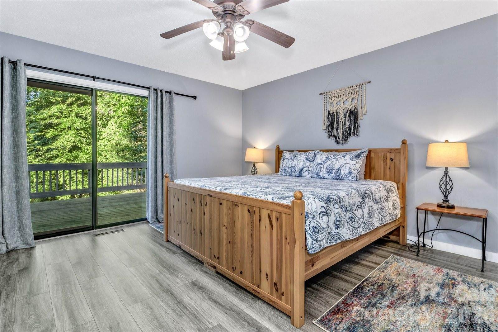 125 Hondah Boulevard, Brevard, NC 28712