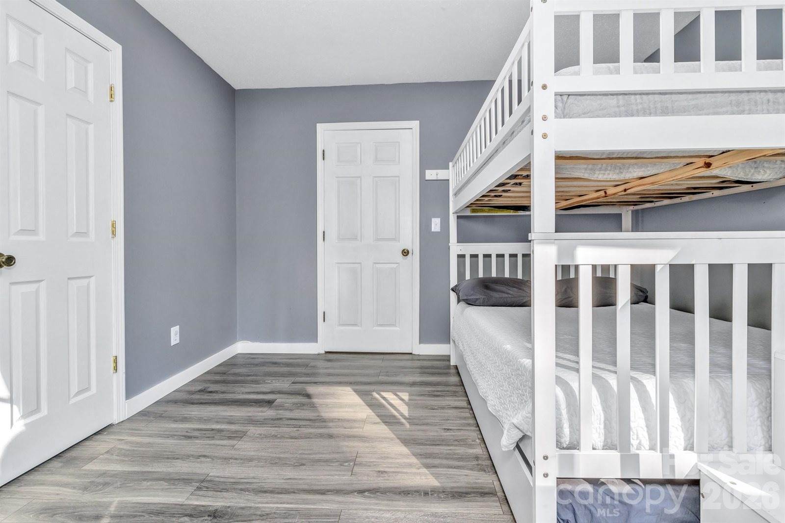 125 Hondah Boulevard, Brevard, NC 28712